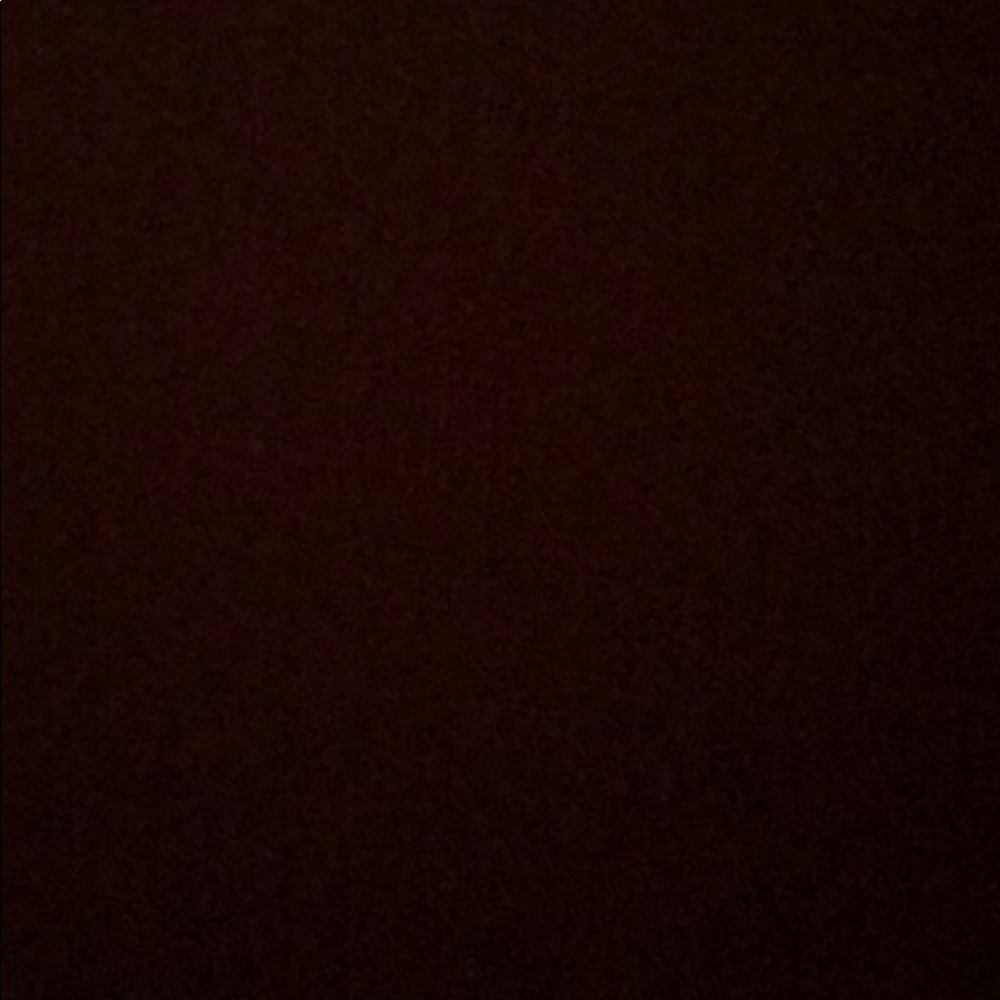 Meet your Posher, Claudia